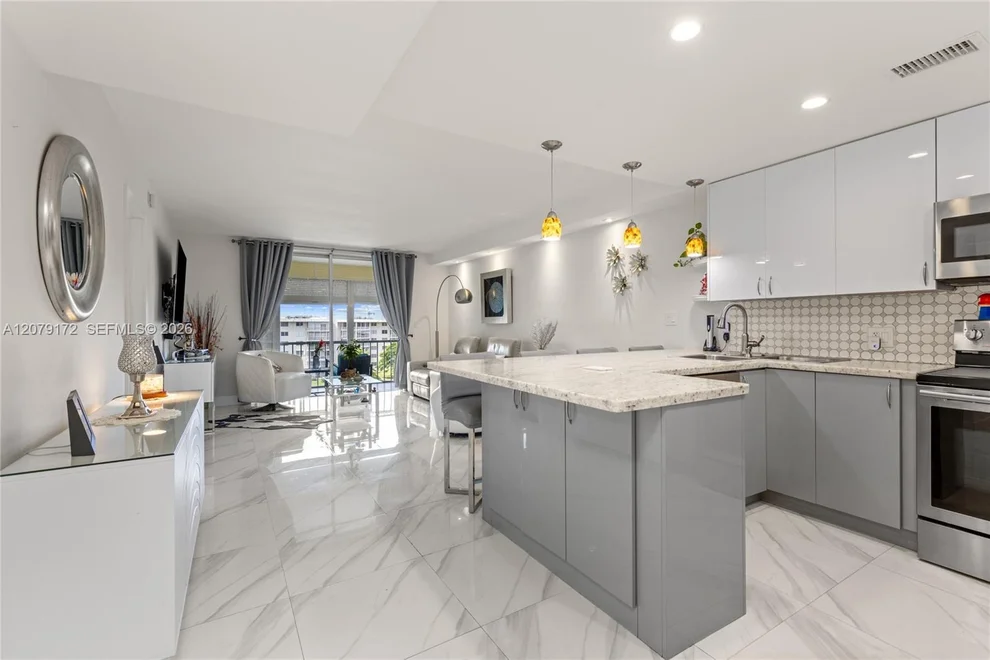Unit for sale at 2855 Leonard Dr, Aventura, FL 33160
