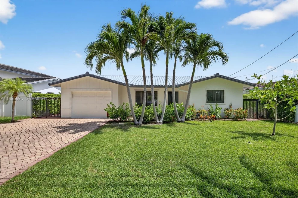 Unit for sale at 2481 SE 15th St, Pompano Beach, FL 33062