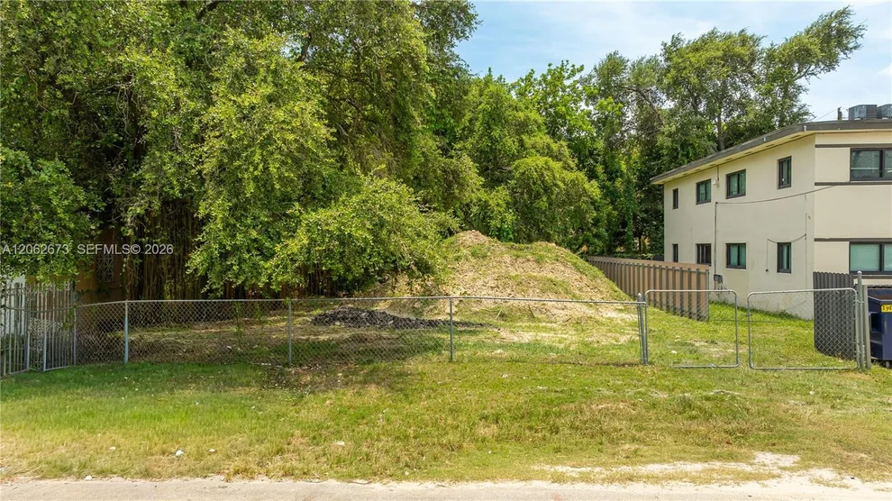 Unit for sale at 28 NW 76th St, Miami, FL 33150