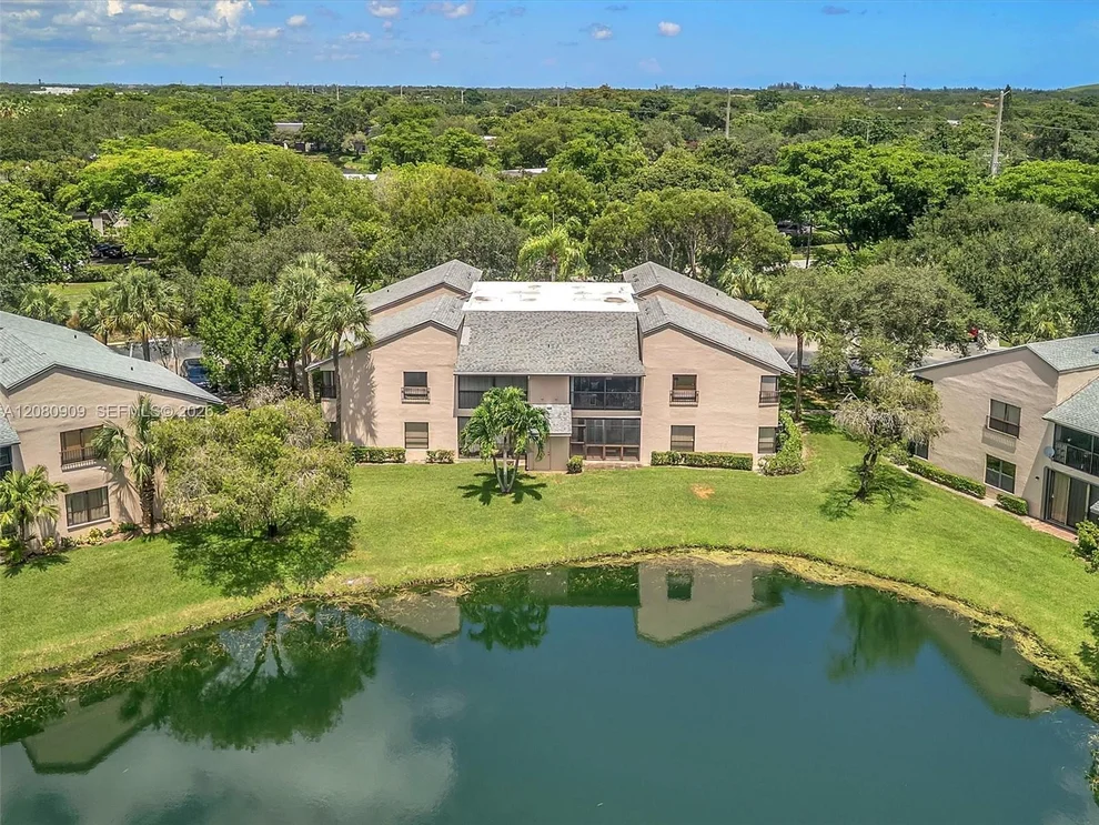 Unit for sale at 3482 NW 47th Ave, Coconut Creek, FL 33063