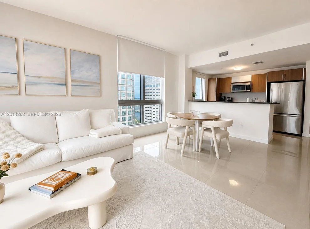 Unit for sale at 300 S Biscayne Blvd, Miami, FL 33131