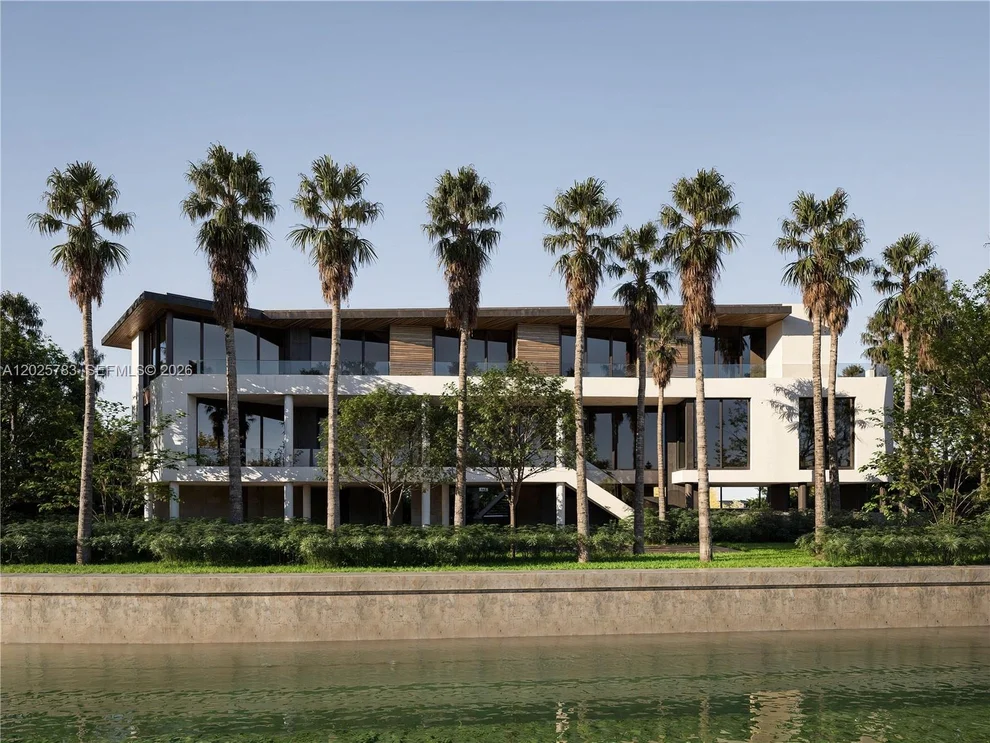 Unit for sale at 6941 Sunrise Ct, Coral Gables, FL 33133