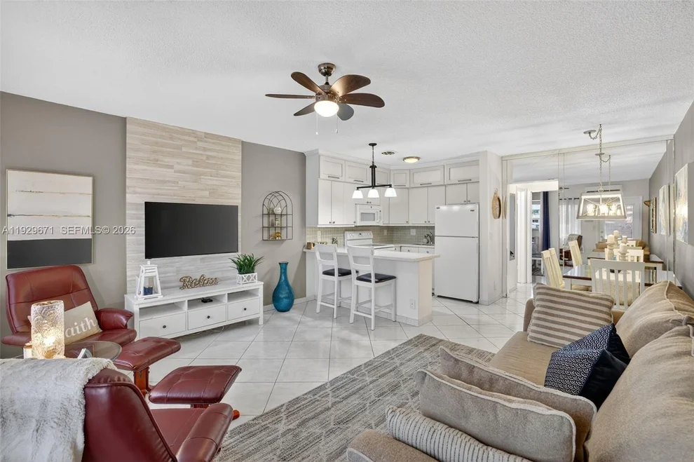 Unit for sale at 800 SW 10th Ter, Hallandale Beach, FL 33009