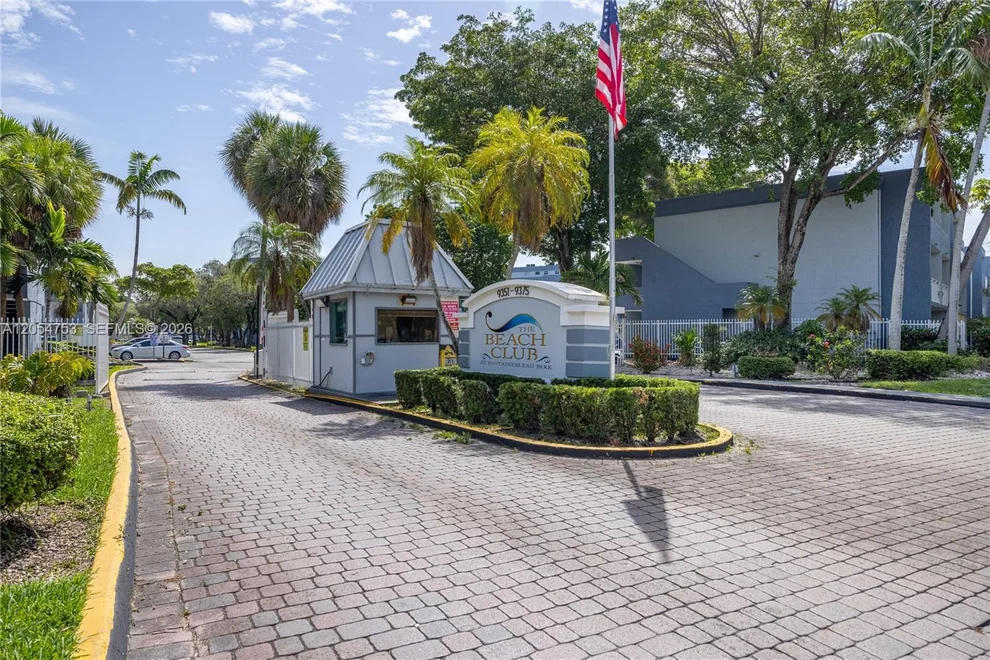 Unit for sale at 9365 Fontainebleau Blvd, Miami, FL 33172