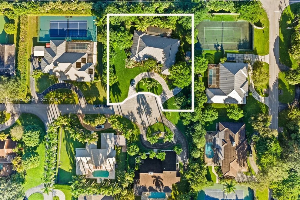 Unit for sale at 15625 SW 73rd Ct, Palmetto Bay, FL 33157
