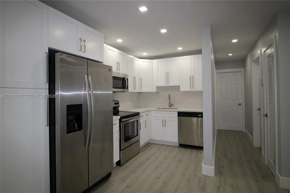 Unit for sale at 8701 SW 141st St, Palmetto Bay, FL 33176
