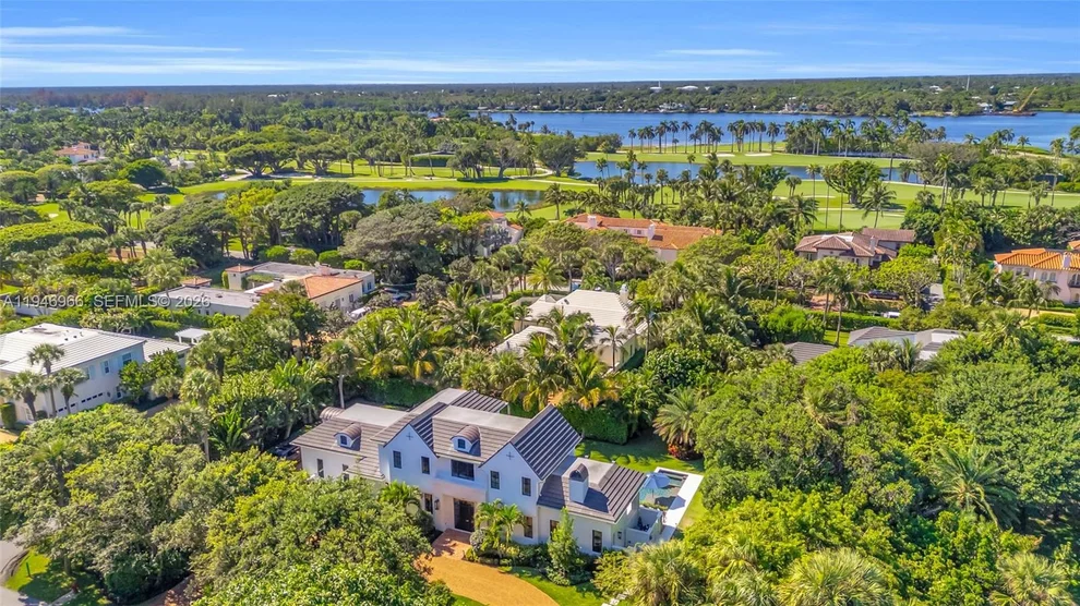 Unit for sale at 44 S Beach Rd, Hobe Sound, FL 33455