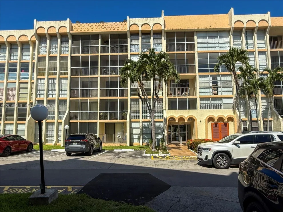 601 Three Islands Boulevard