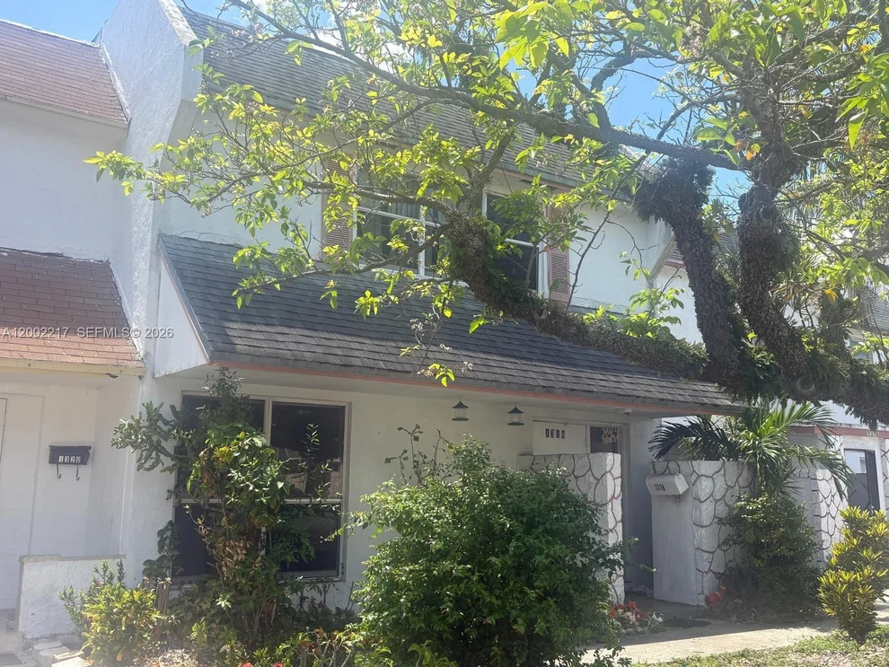 Unit for sale at 1318 Silverado Dr, North Lauderdale, FL 33068