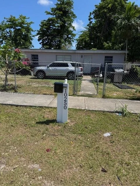 Unit for sale at 10250 SW 177th St, Miami, FL 33157