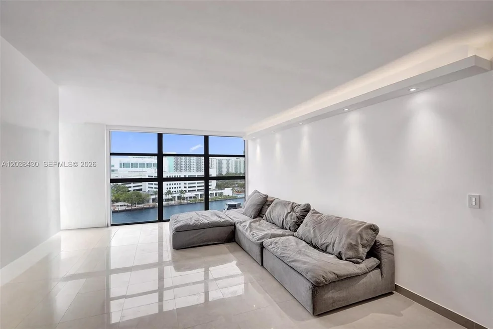 Unit for sale at 400 Leslie Dr, Hallandale Beach, FL 33009
