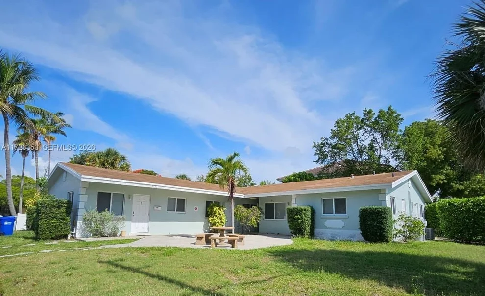 Unit for sale at 1231 NE 23rd Ave, Pompano Beach, FL 33062