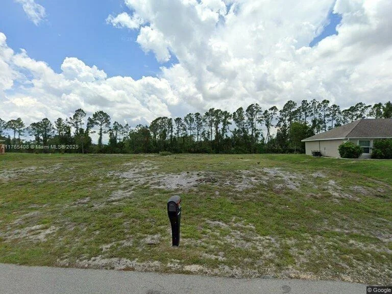 Unit for sale at 507 Willowbrook Dr., Lehigh Acres, FL 33972