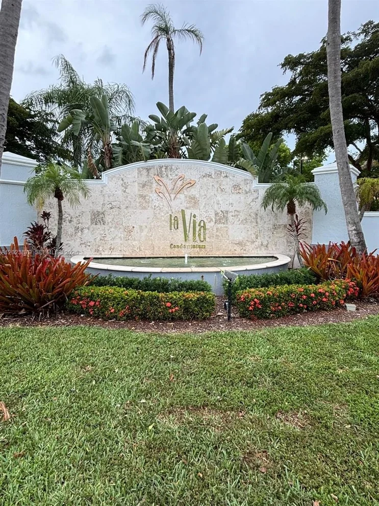 Unit for sale at 150 NW 96th Ave, Pembroke Pines, FL 33024