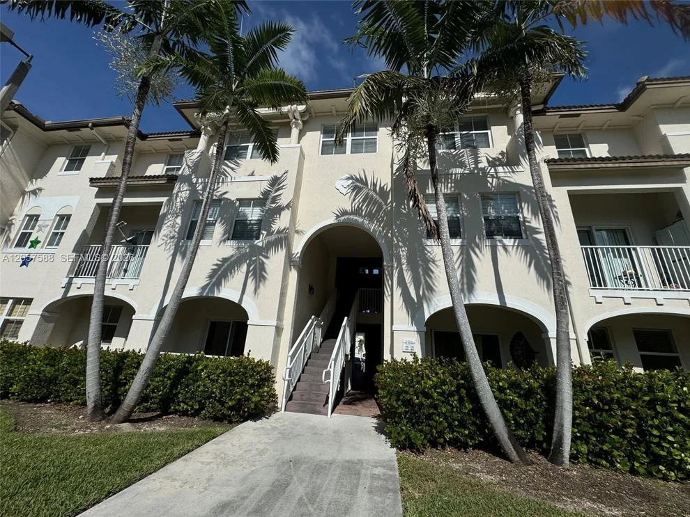 Unit for sale at 11601 NW 89 St, Doral, FL 33178