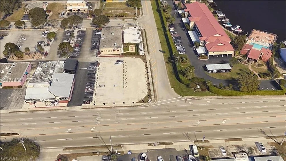 Unit for sale at 1725 CAPE CORAL PKWY, Cape Coral, FL 33904