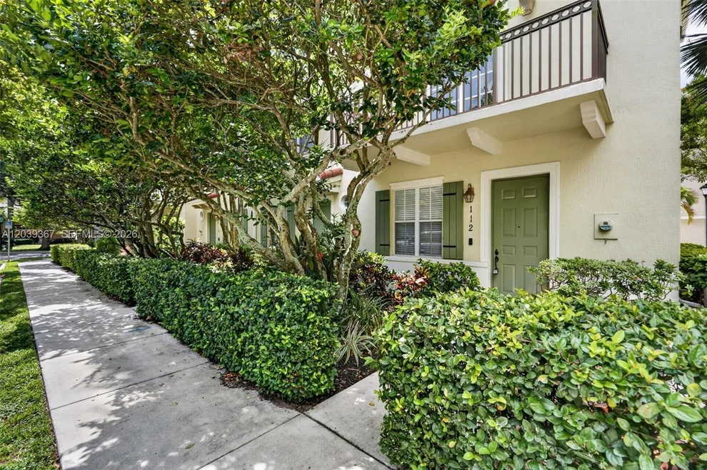 Unit for sale at 112 Osceola Ln, Jupiter, FL 33458