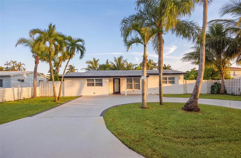 Unit for sale at 4540 SW 28th Ter, Dania Beach, FL 33312