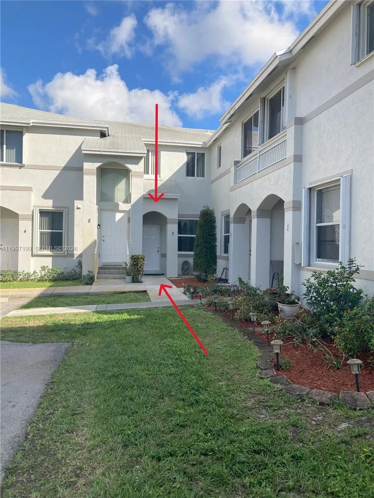 Unit for sale at 870 NE 212th Ter, Miami, FL 33179