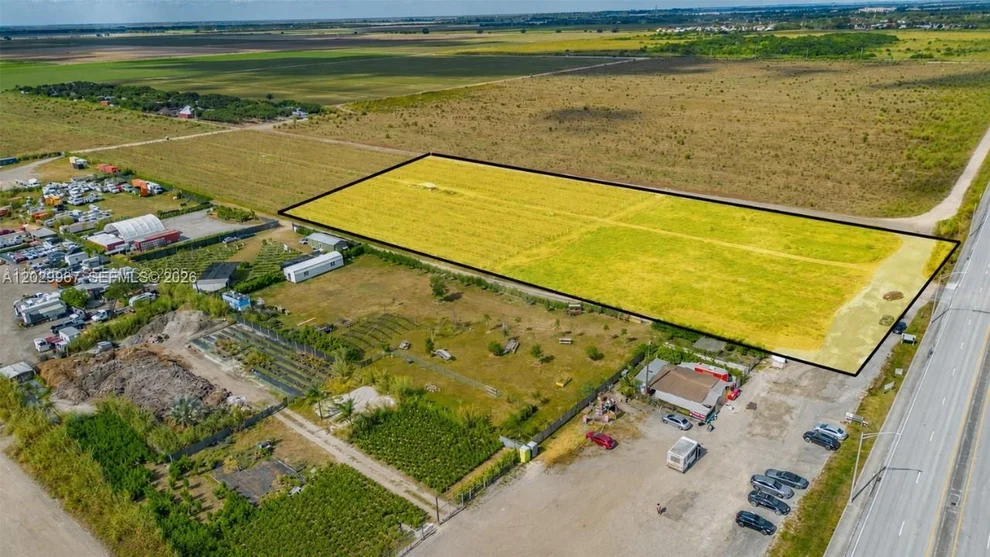 Unit for sale at 12790 SW 157TH AVE, Unincorporated Dade County, FL 33196