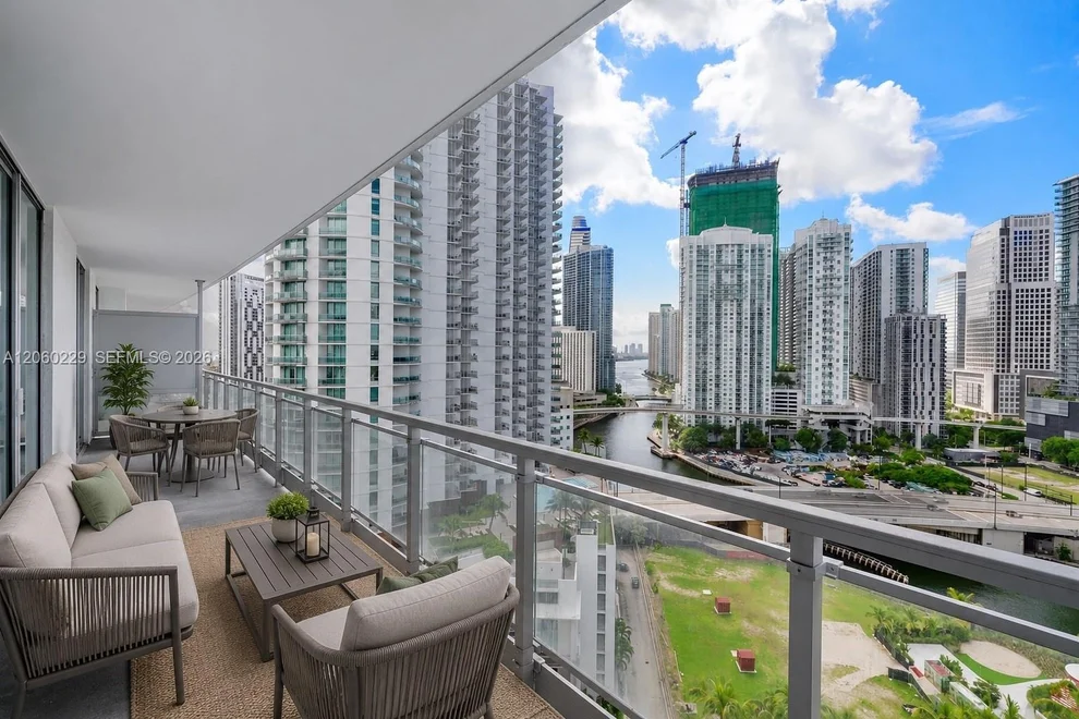 Unit for sale at 90 SW 3rd St, Miami, FL 33130