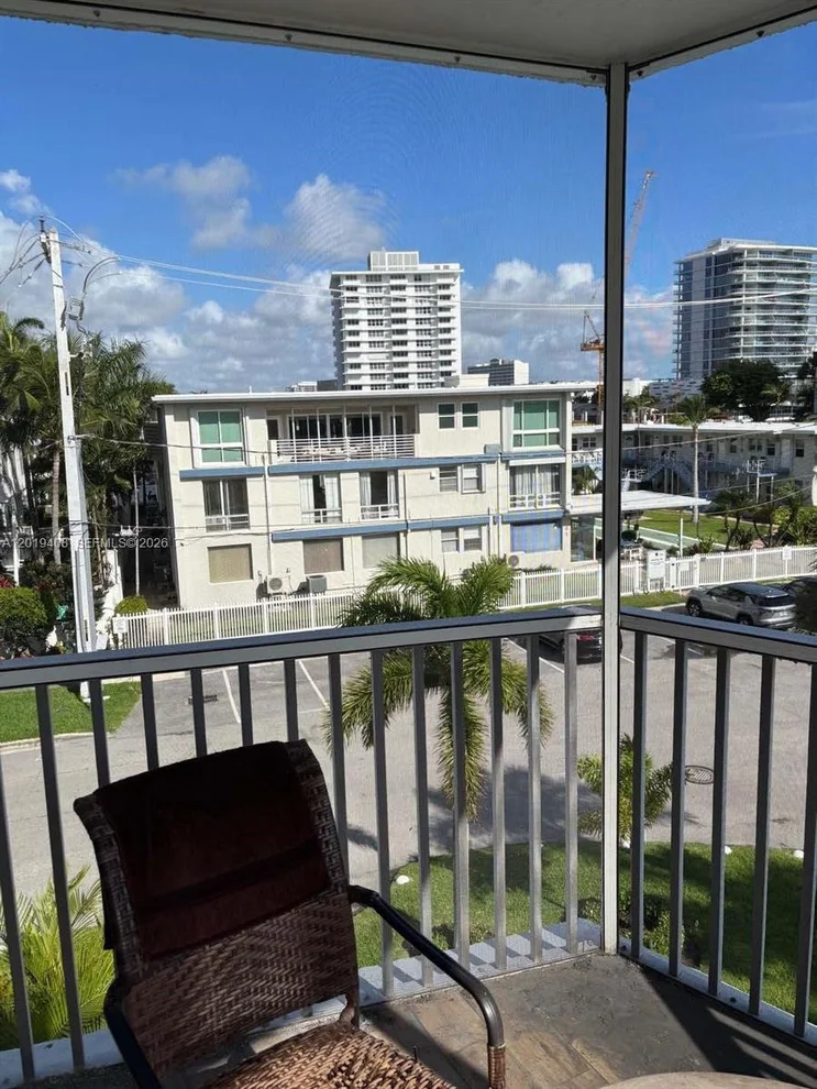 Unit for sale at 720 Bayshore Dr, Fort Lauderdale, FL 33304