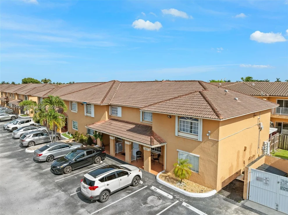 Unit for sale at 7817 W 36th Ave, Hialeah, FL 33018
