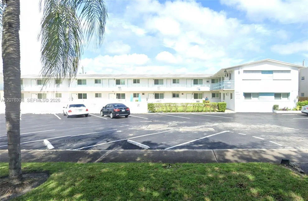 Unit for sale at 3525 Tyler St, Hollywood, FL 33021