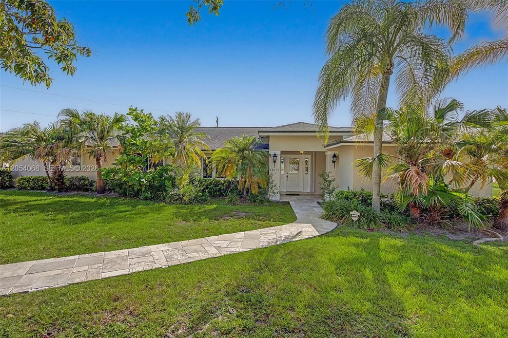 Unit for sale at 14975 SW 89th Ave, Palmetto Bay, FL 33176