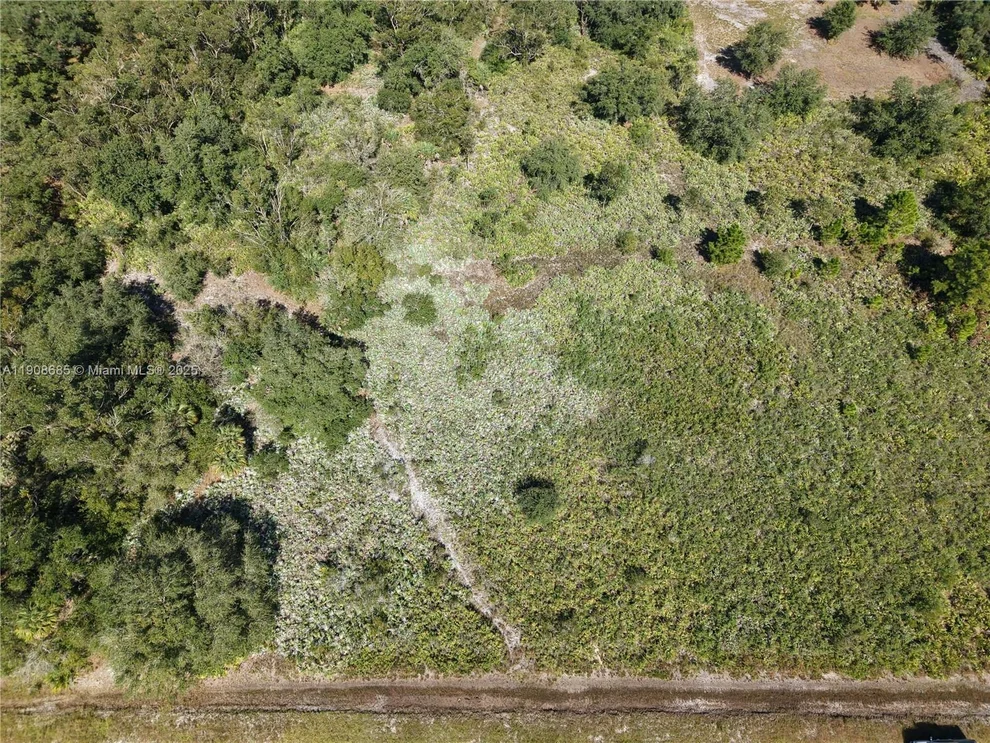 Unit for sale at 15527 NW 252ND, Okeechobee, FL 34972