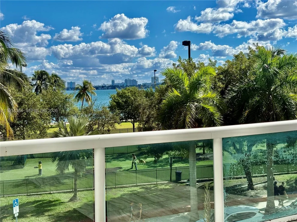 Unit for sale at 1800 N Bayshore Dr, Miami, FL 33132
