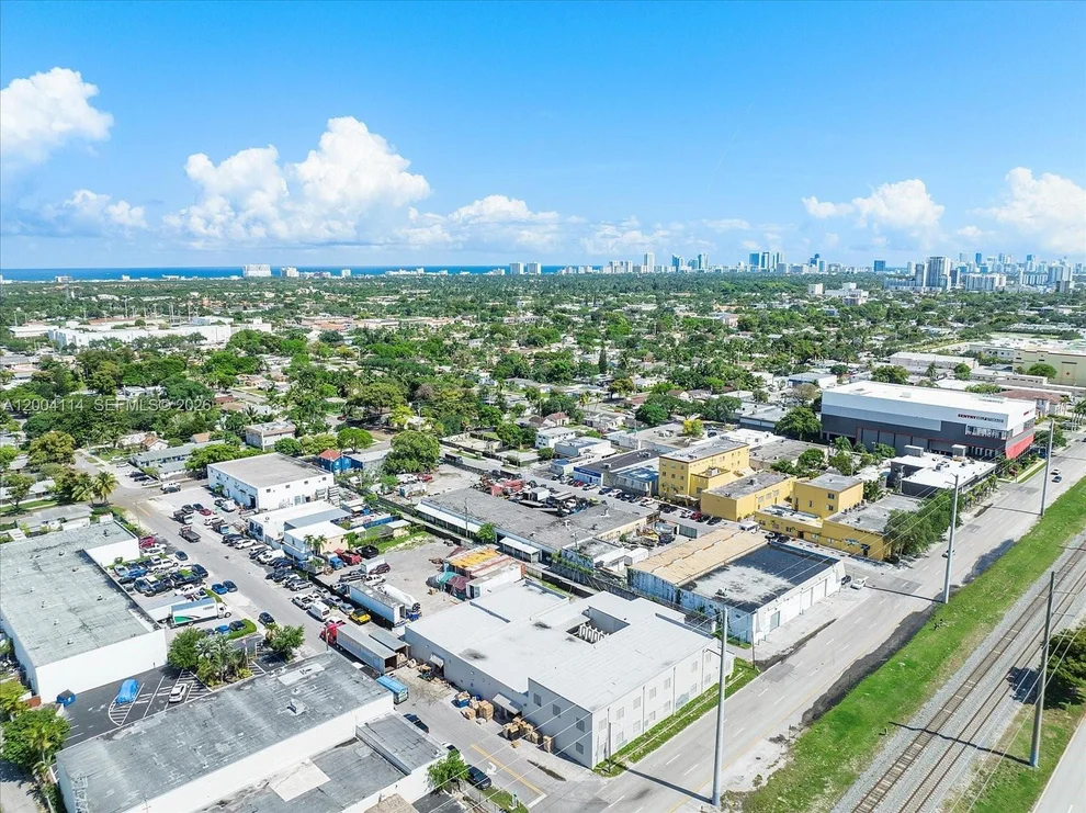Unit for sale at 2040 Liberty St, Hollywood, FL 33020