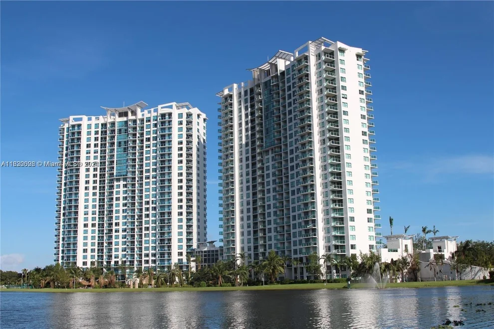 Unit for sale at 2641 N Flamingo Rd, Sunrise, FL 33323