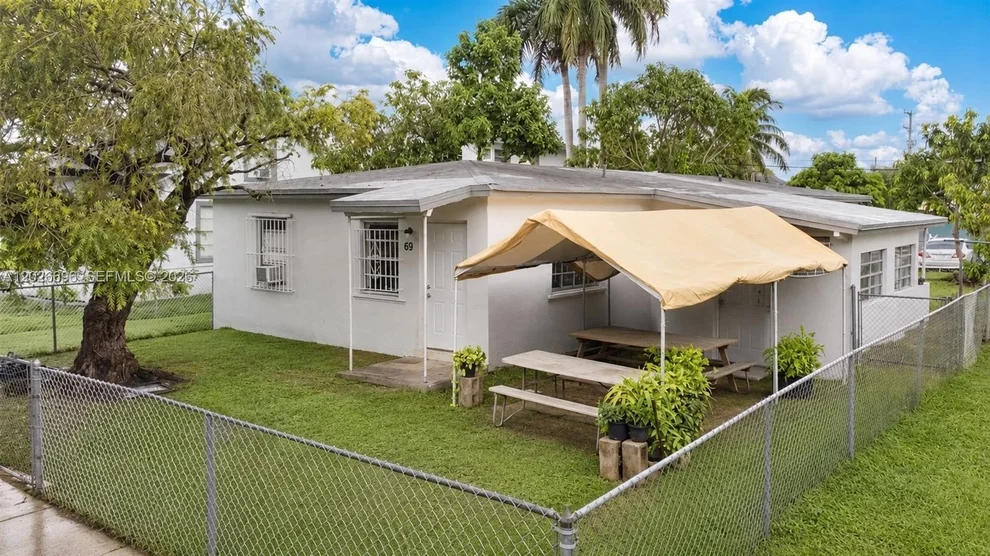 Unit for sale at 69 NW 5th St, Homestead, FL 33030