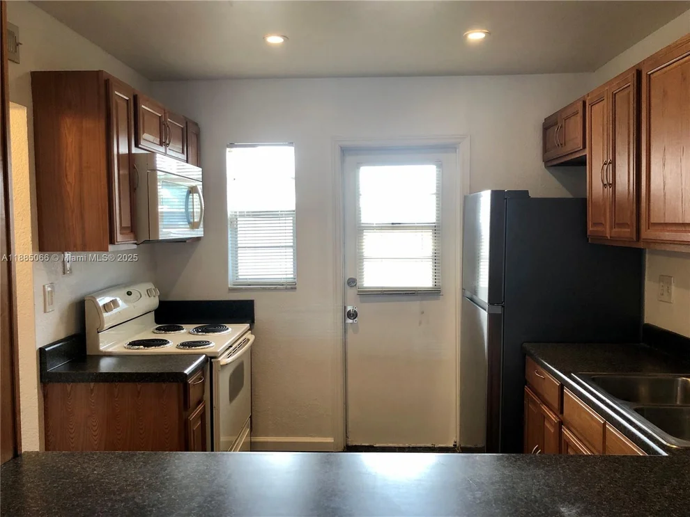 Unit for sale at 8121 SW 24th Ct, Davie, FL 33324