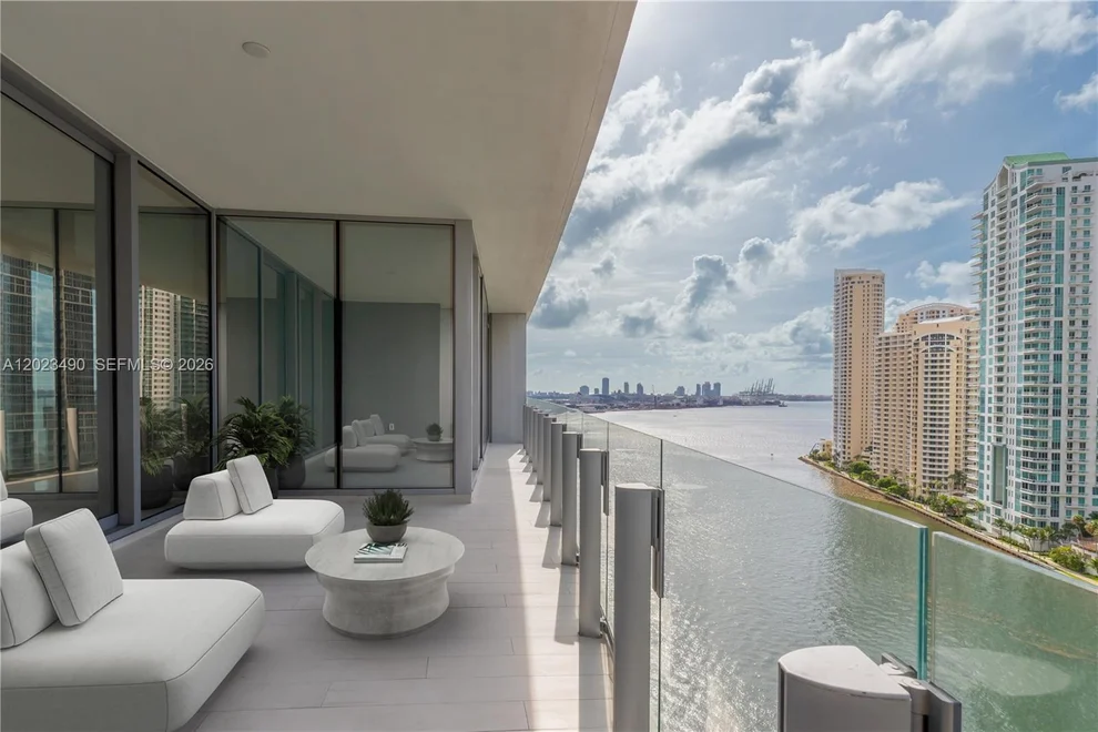 Unit for sale at 300 Biscayne Blvd Way, Miami, FL 33131