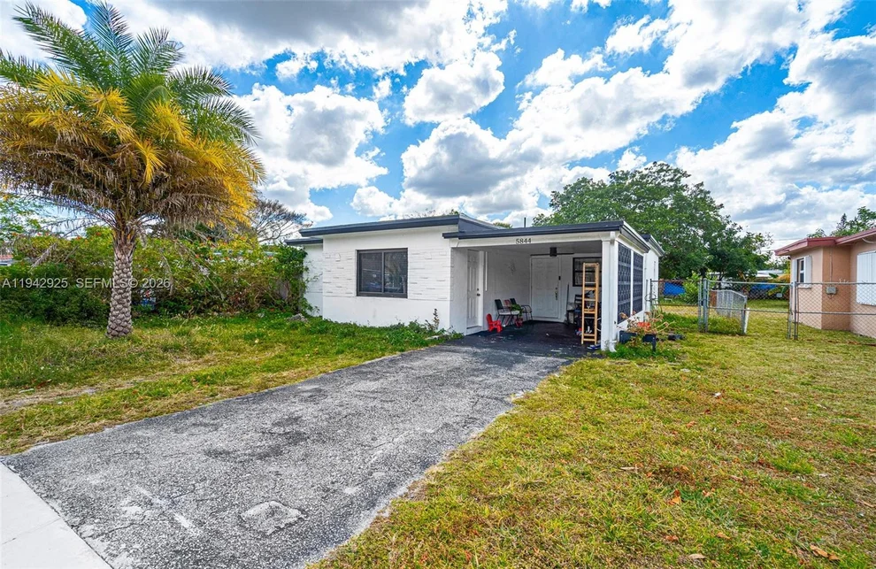 Unit for sale at 5844 Garfield St, Hollywood, FL 33021