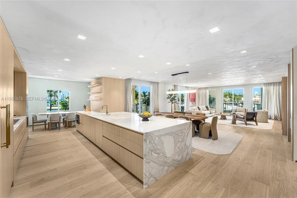 Unit for sale at 2521 Fisher Island Dr, Miami Beach, FL 33109
