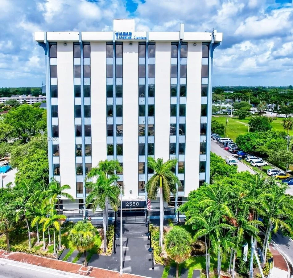 Unit for sale at 12550 Biscayne Blvd, North Miami, FL 33181