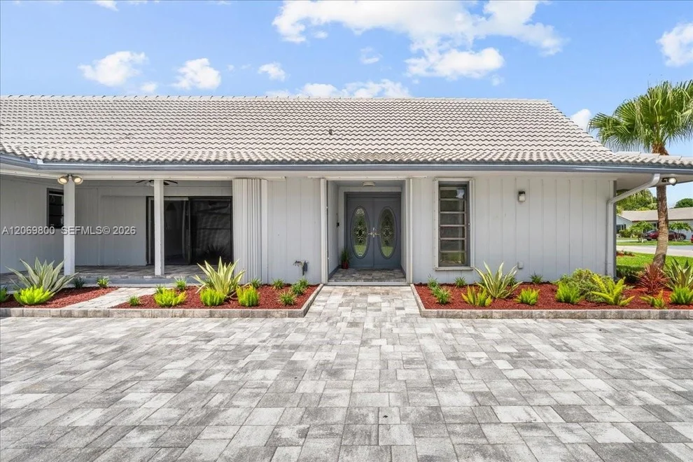 Unit for sale at 9220 NW 15th St, Coral Springs, FL 33071