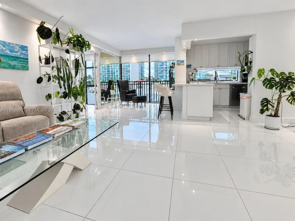 Unit for sale at 16909 N Bay Rd, Sunny Isles Beach, FL 33160