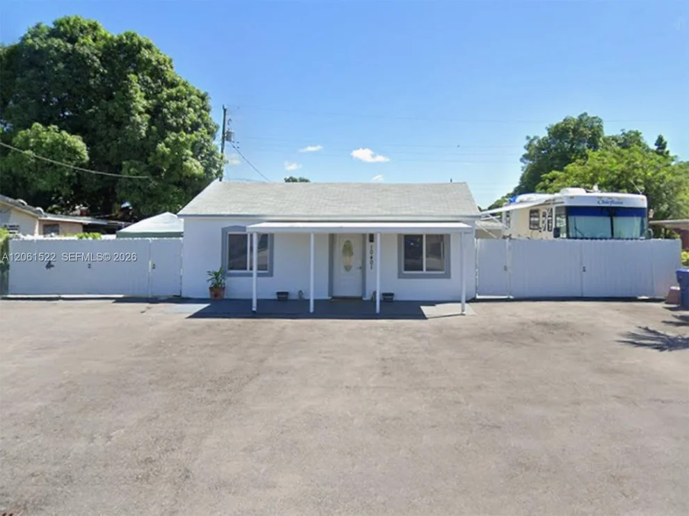 Unit for sale at 10401 NW 33rd Ave, Miami, FL 33147