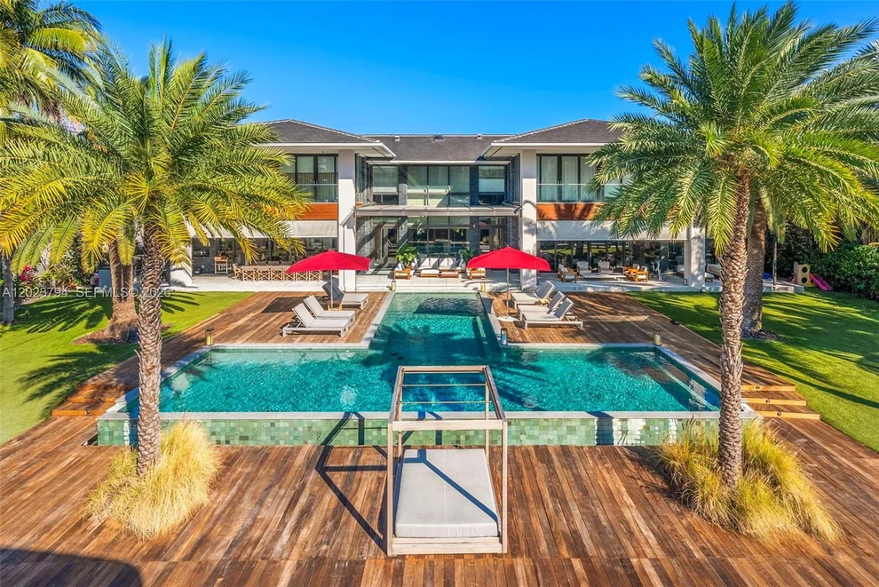 Unit for sale at 385 Centre Is, Golden Beach, FL 33160