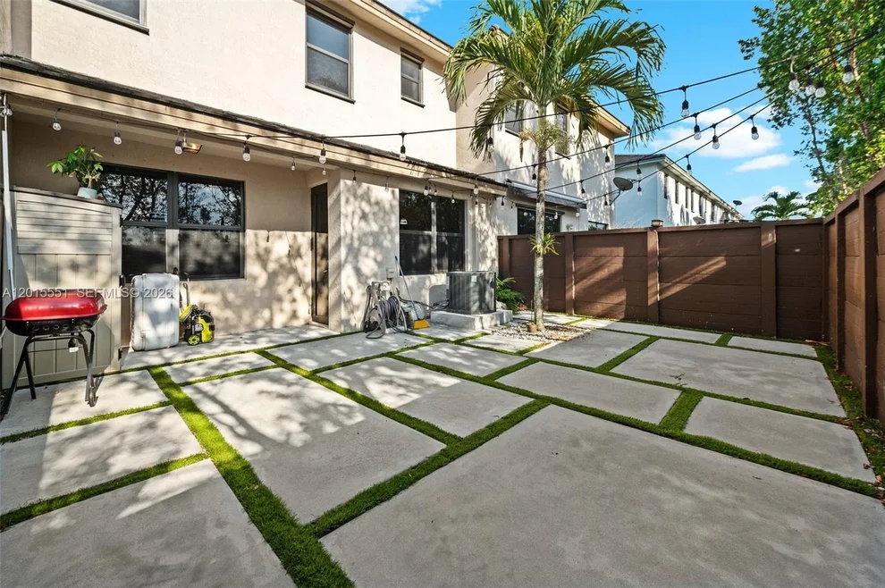 Unit for sale at 15776 NW 91st Ct, Miami Lakes, FL 33018
