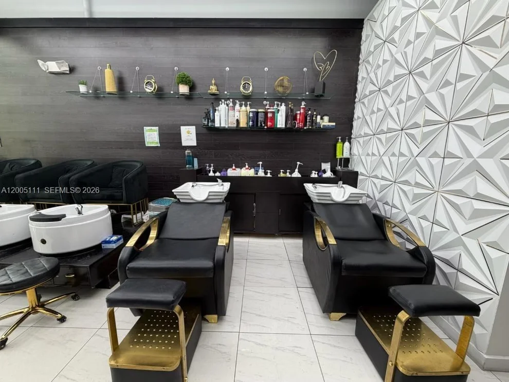 Unit for sale at 8290 SW 40th St, Miami, FL 33155