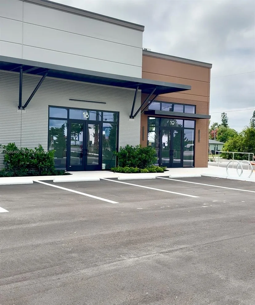 Unit for sale at 8156 Alico Rd, Fort Myers, FL 33967