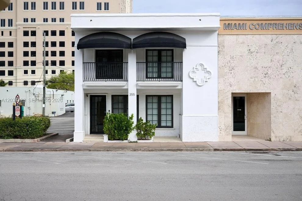 Unit for sale at 355 Palermo Ave, Coral Gables, FL 33134
