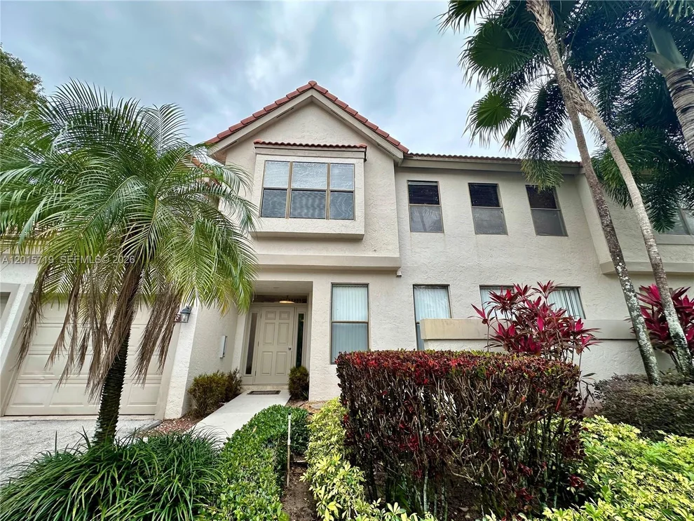 Unit for sale at 5790 Coach House Cir, Boca Raton, FL 33486