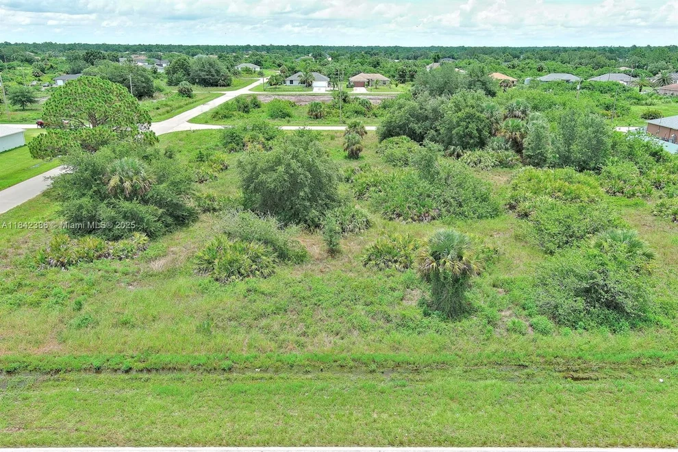 Unit for sale at 841 Milwaukee Blvd, Lehigh Acres, FL 33974