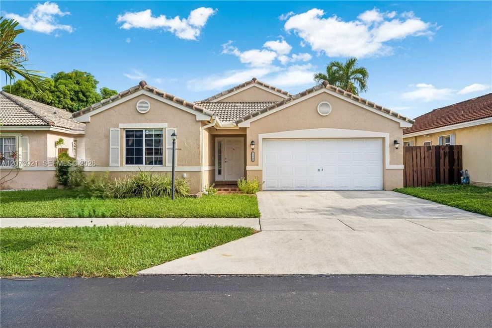 Unit for sale at 15840 SW 85th St, Miami, FL 33193